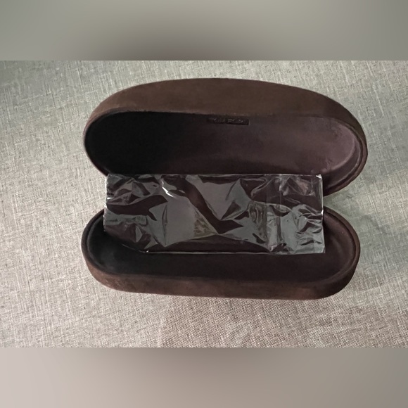 Tom Ford Sunglasses Case - Picture 2 of 2